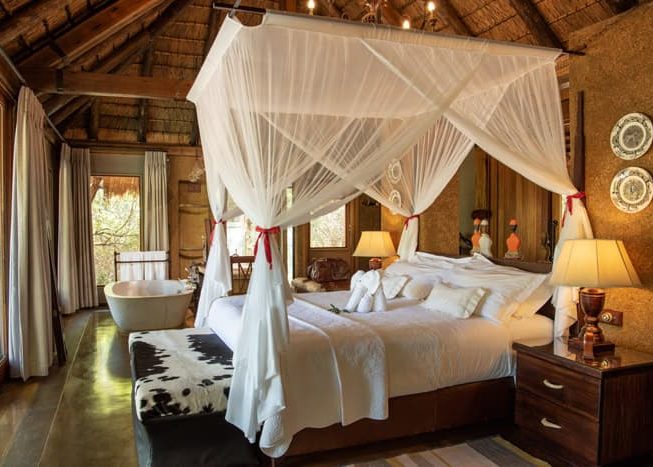 Jabulani-Suites-Interior-view-from-lounge